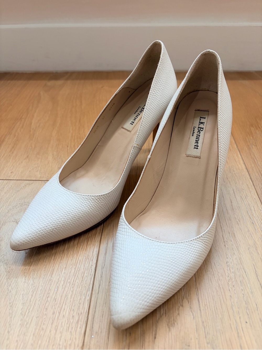 LK Bennett Cream Textured Pointed-Toe Pumps w subtle sparkly detail